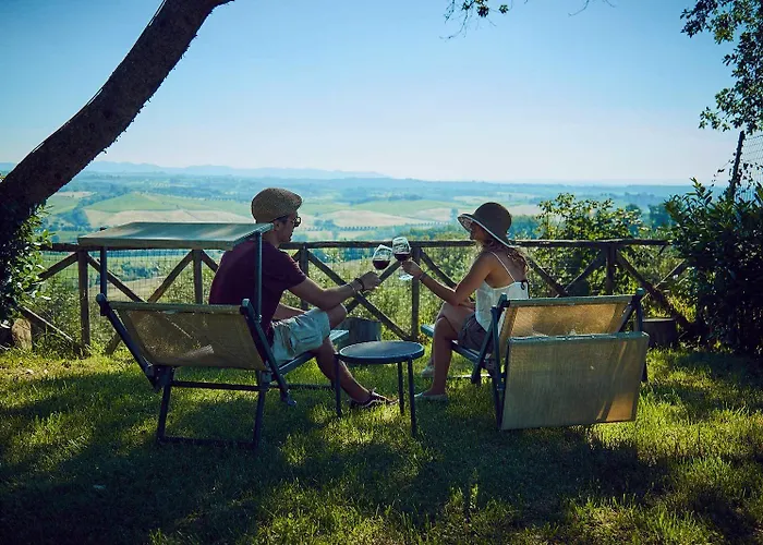 Il Poderaccio Hotel *