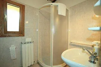 Il Poderaccio Otel *